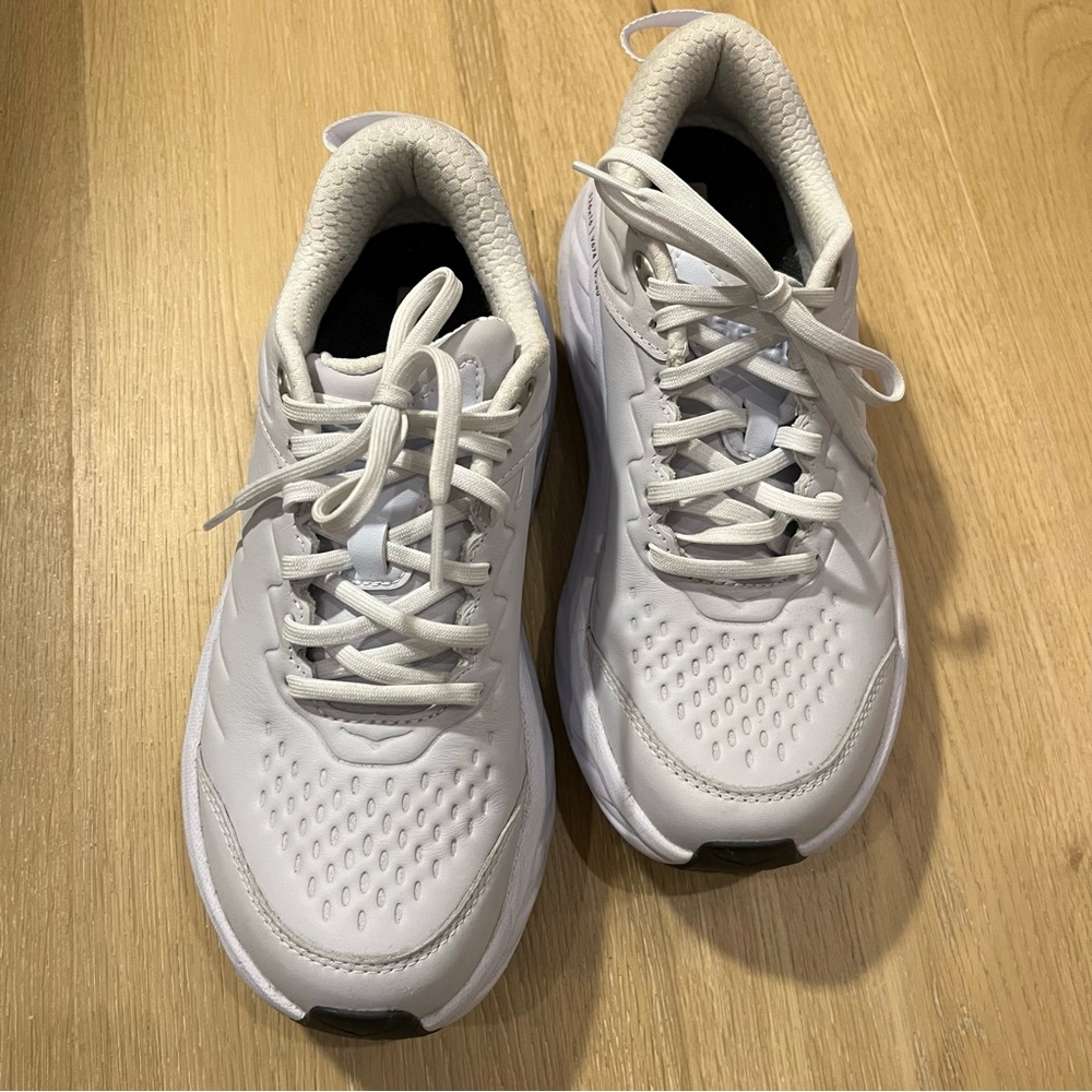 HOKA Bondi SR White Women’s Athletic Trainer Sneakers - Worn a few times - Picture 4 of 6